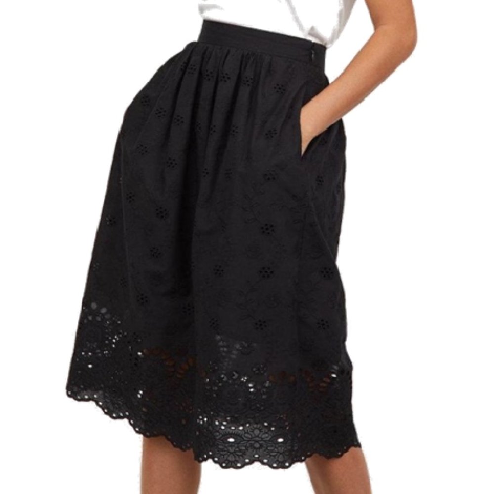 💕HOST Pick: H&M Skirt with Eyelet Embroidery